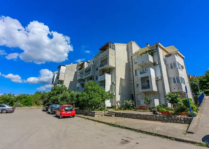Apartment Pek