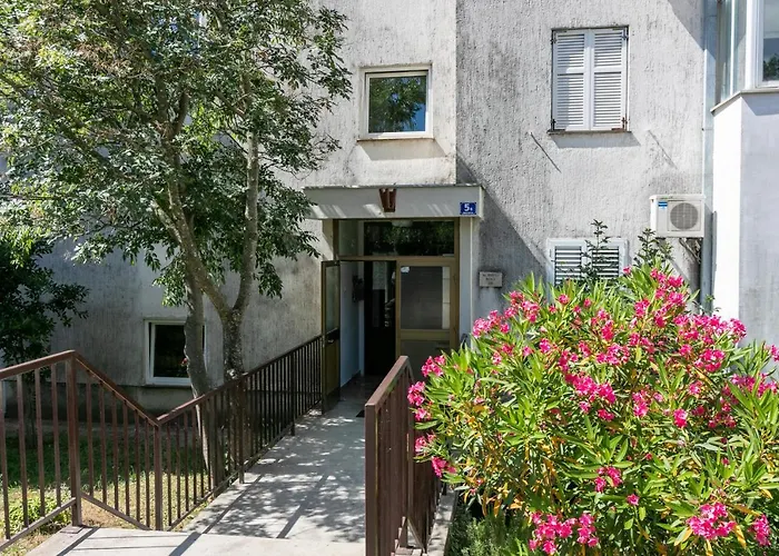 Apartment Pek