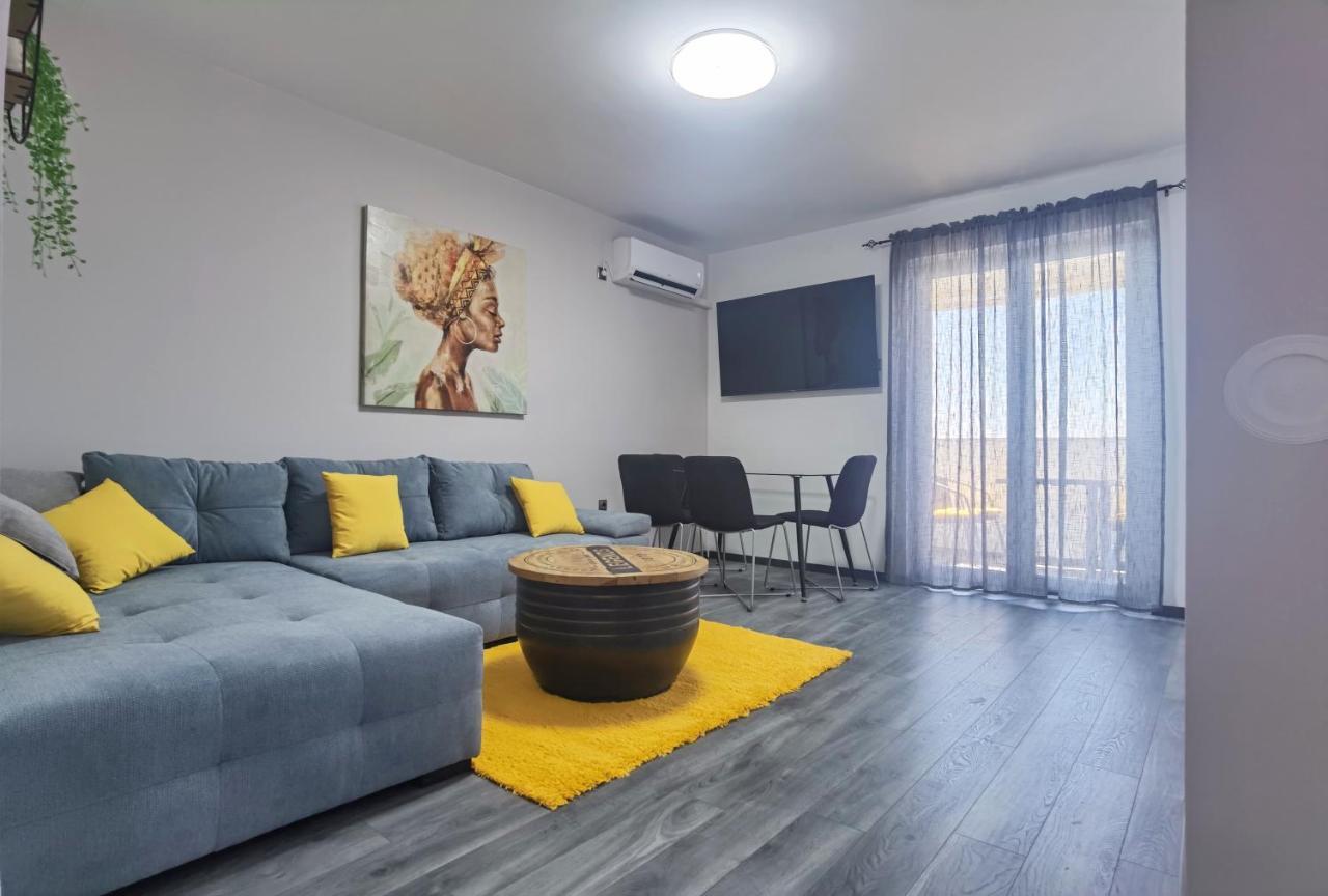 Apartment Pek